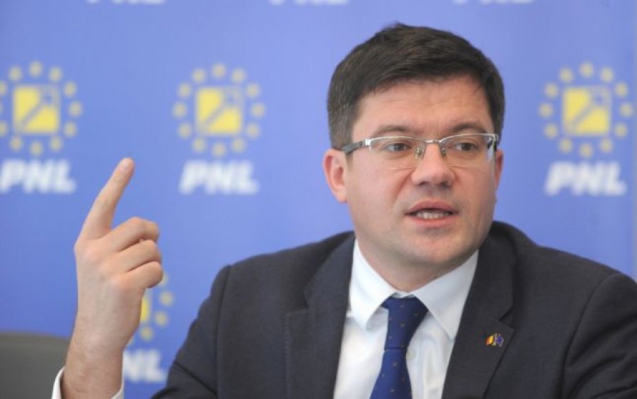 Costel Alexe, șeful CJ, trimis în judecată în dosarul ”Tabla”. Luare de mită și delapidare. Reacția lui Alexe
