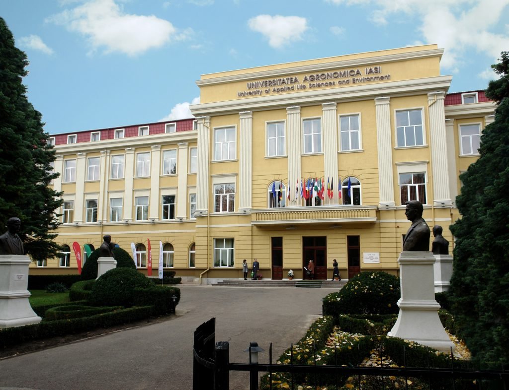 Conferinţă Internaţională de Matematică Aplicată în Ştiinţele Vieţii la USV Iaşi