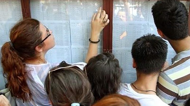 Premieră la Evaluarea Națională 2025: elevii vor putea să vadă lucrările înainte de a contesta notele