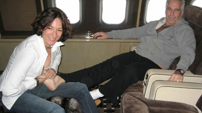 Ghislaine Maxwell îl poate disculpa pe Trump în dosarul Epstein, afirmă avocatul complicei infractorului sexual