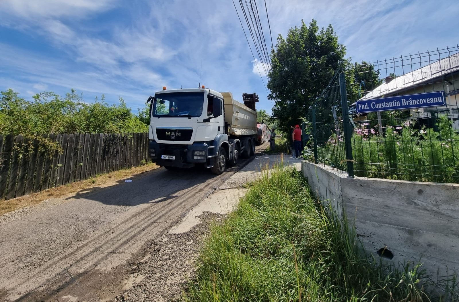  Pe mâinile cui am dat judeţul? Nici foştii şefi, nici actualii habar nu au de reţeaua de drumuri