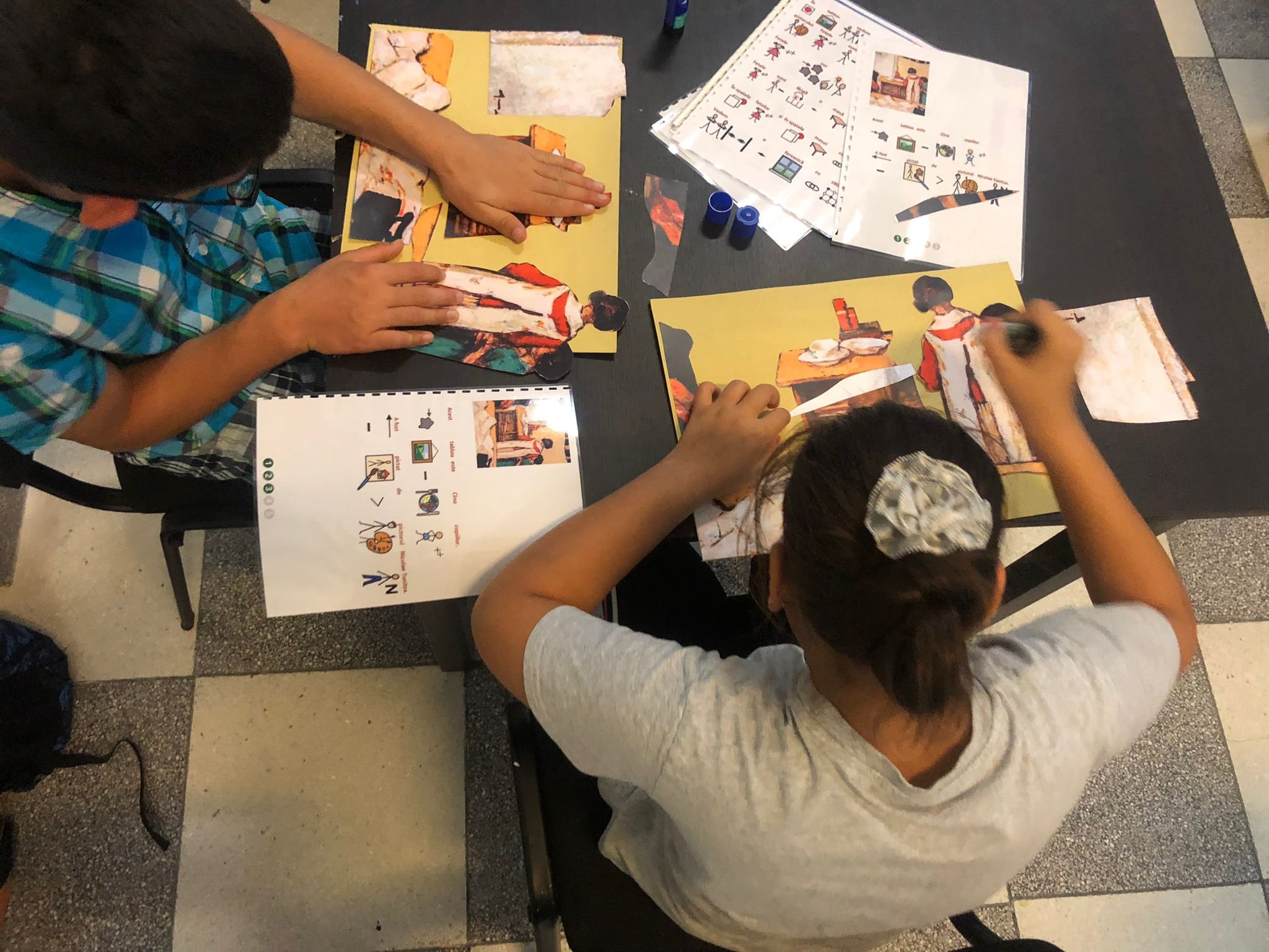  Inedit! Cum să le prezinţi copiilor cu deficienţe de comunicare muzeele din Palatul Culturii