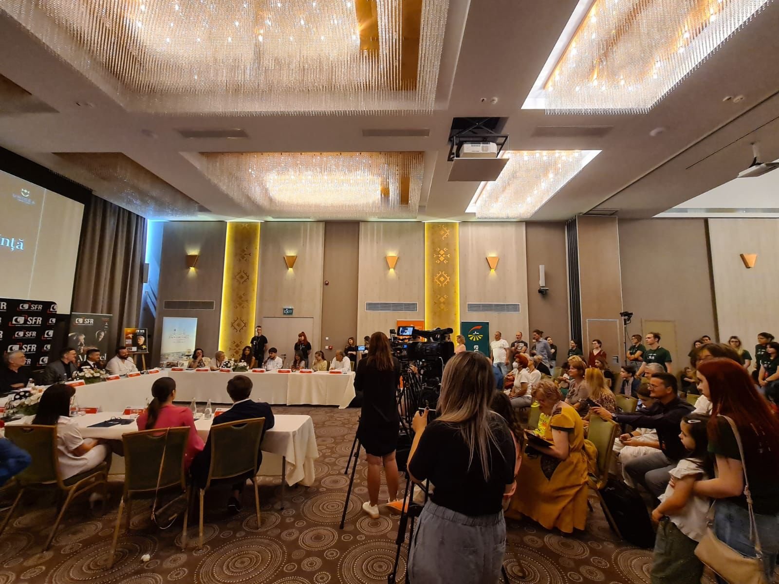  455369_330017_stiri_sfr-iasi1