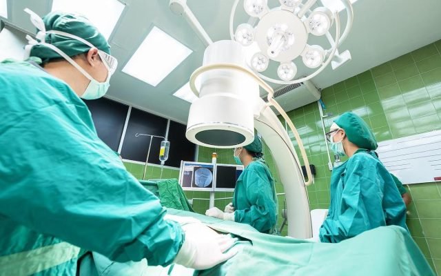  UPDATE Un tânăr de 15 ani din Iași, omorât în bătaie aseară, a salvat alte vieți