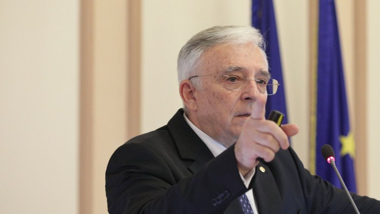 Guvernatorul Băncii Naţionale a României: Nu sunt singur că o să ne încadrăm în ţinta de deficit de 7%