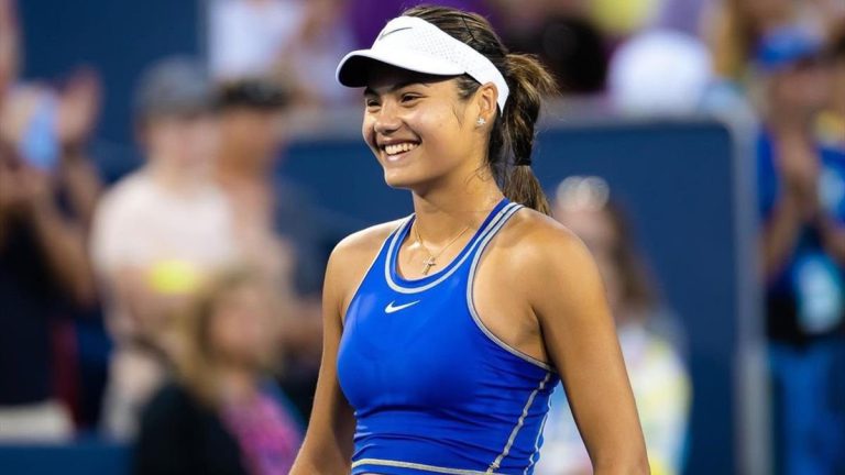 Tenis: Emma Răducanu a învins-o pe Gabriela Ruse în primul tur de la Montreal