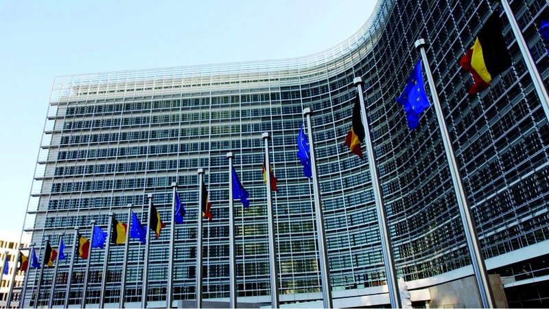 POLITICO: Comisia Europeană este pusă într-o situaţie dificilă după solicitarea de a investiga rolul TikTok în alegerile din România