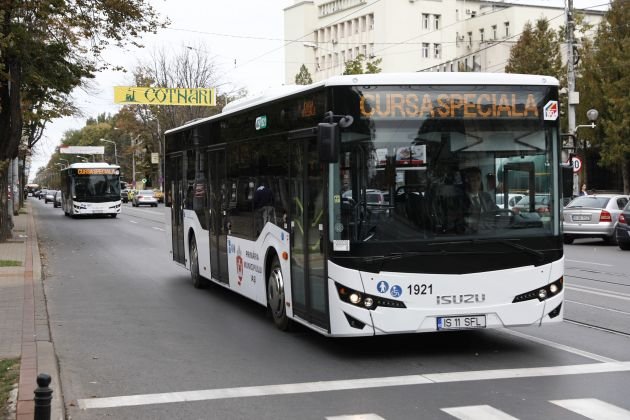Programul de transport public județean propus de CJ rămâne în continuare în aer