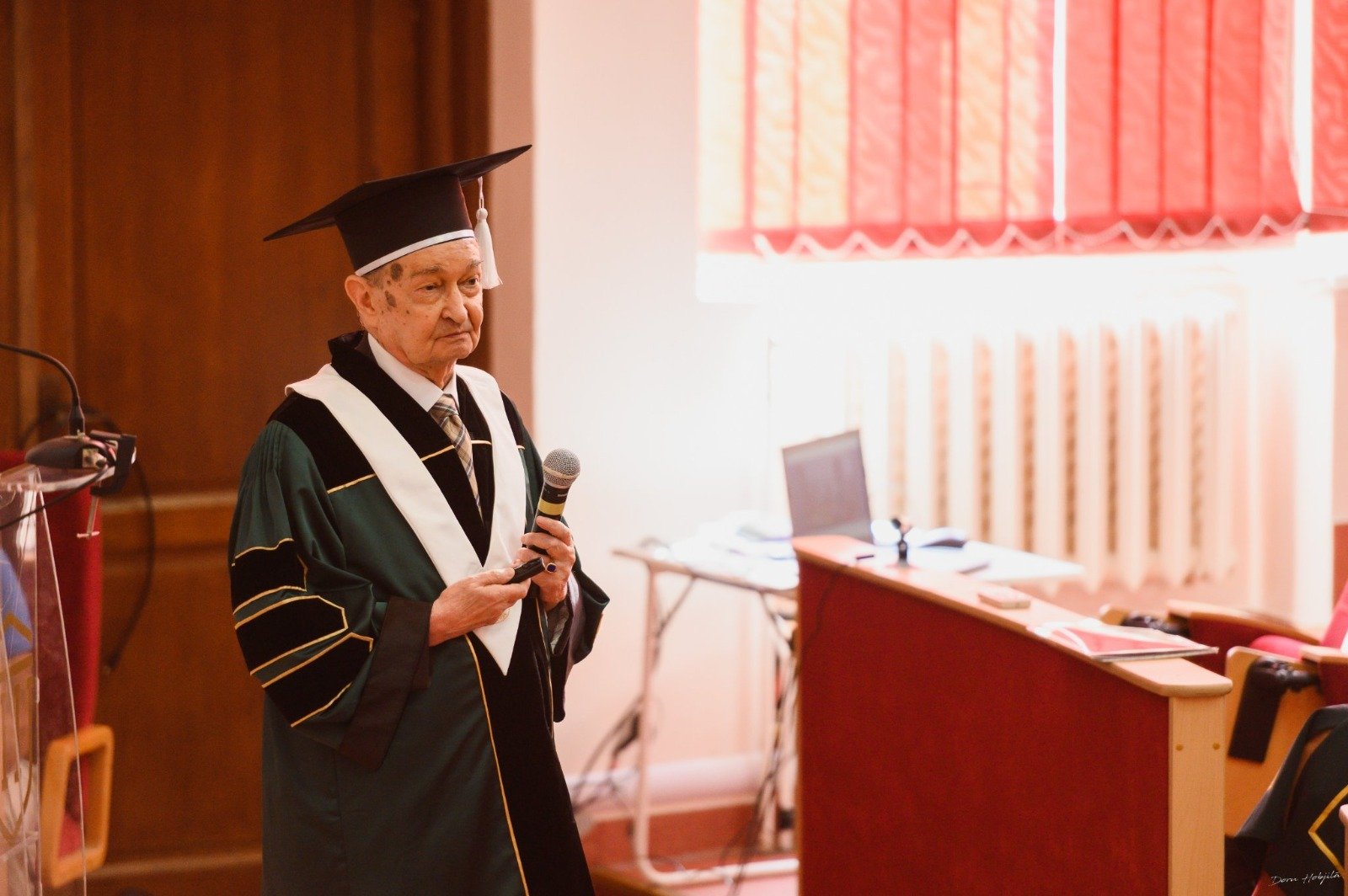 Academicianul ieșean Bogdan C. Simionescu a fost ales preşedinte al Comitetului Român de Istoria şi Filosofia Ştiinţei şi Tehnicii
