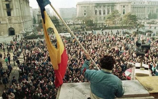 Ce conțin două documente din 1989 care au adunat mii de reacții pe Facebook-ul Arhivelor Naționale. Ce i-a cutremurat pe români