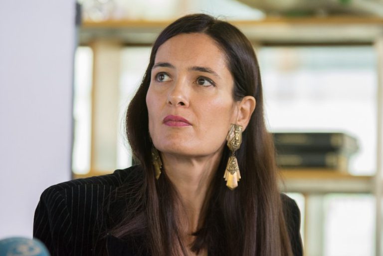 Surse DNA: Clotilde Armand ar putea fi audiată în legătură cu fapte asemănătoare celor care l-au băgat la pușcărie pe Liviu Dragnea