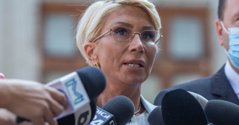 Raluca Turcan, întrebată dacă PNL iese de la guvernare: Cine pleacă de la guvernare pierde