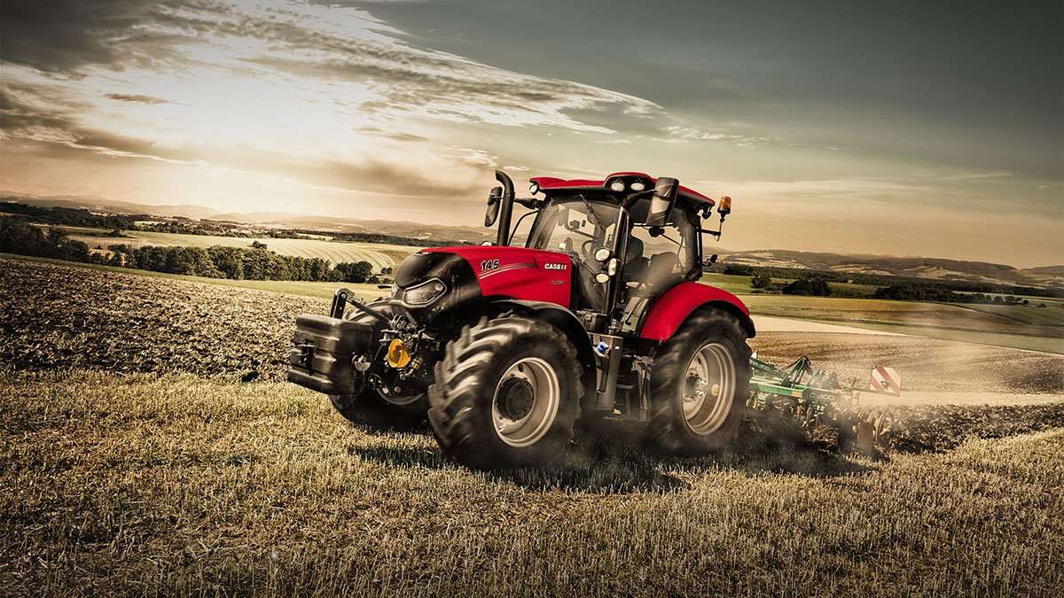 PRESCRIERE: Un ieșean scapă nepedepsit după ce și-a fugărit iubita cu tractorul, amenințând că o ucide