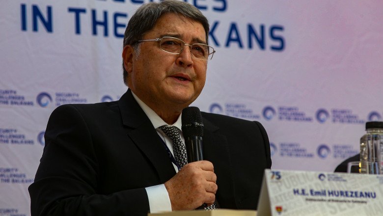 POT şi AUR au depus la Biroul Permanent al Camerei Deputaţilor o moţiune simplă care îl vizează pe ministrul de Externe, Emil Hurezeanu