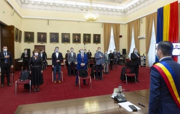 Chirica simte pericolul în aer: Opoziţia ar putea prelua controlul la votarea bugetului. Cine sunt posibilii „trădători” din mâneca primarului?