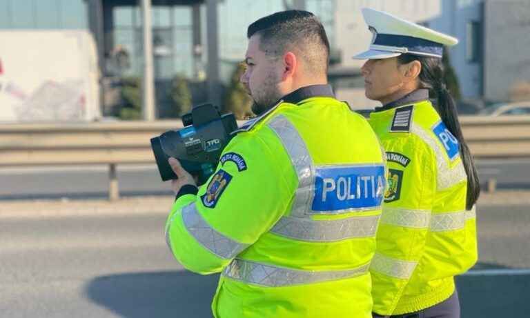 Zeci de amenzi și permise reținute într-o acțiune a polițiștilor rutieri din Iași