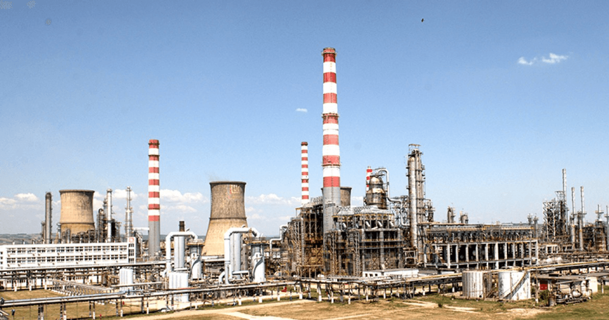 Fostul proprietar al Pornhub, interesat de activele internaţionale ale Lukoil