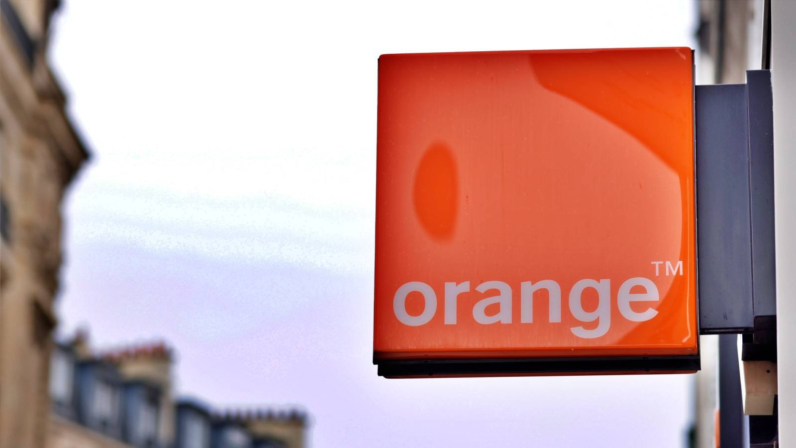 Orange, vizată de un nou atac cibernetic: hackerii amenință cu publicarea a 1TB de date