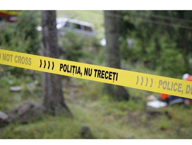 Descoperire macabră pe un câmp din Tulcea: Doi tineri de 15 ani, găsiți fără viață