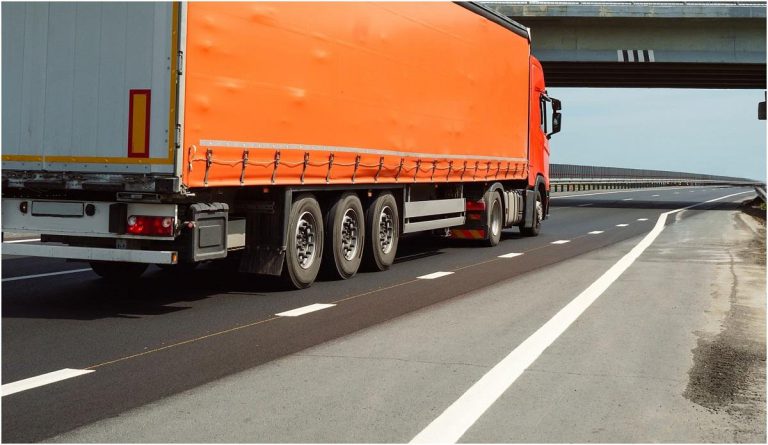 „Aventura” unui șofer ieșean într-o țară din Caucaz: a rămas și fără mașină și fără bani. Cum a ajuns la Iași a deschis proces. A câștigat la prima instanță