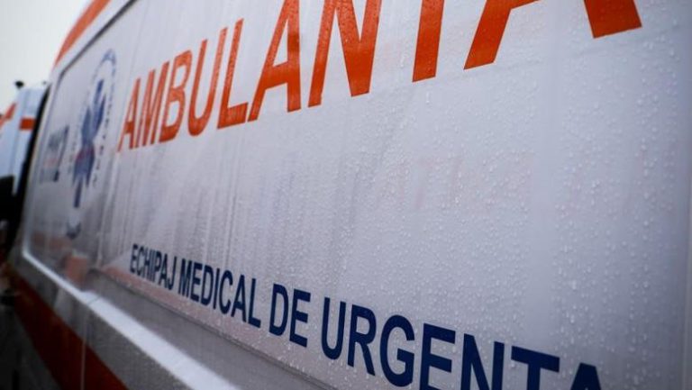 Spitalul „Sf. Pantelimon” a primit o ambulanţă de peste 80.000 de euro pe care nu o poate folosi, din cauza „salariilor mici”