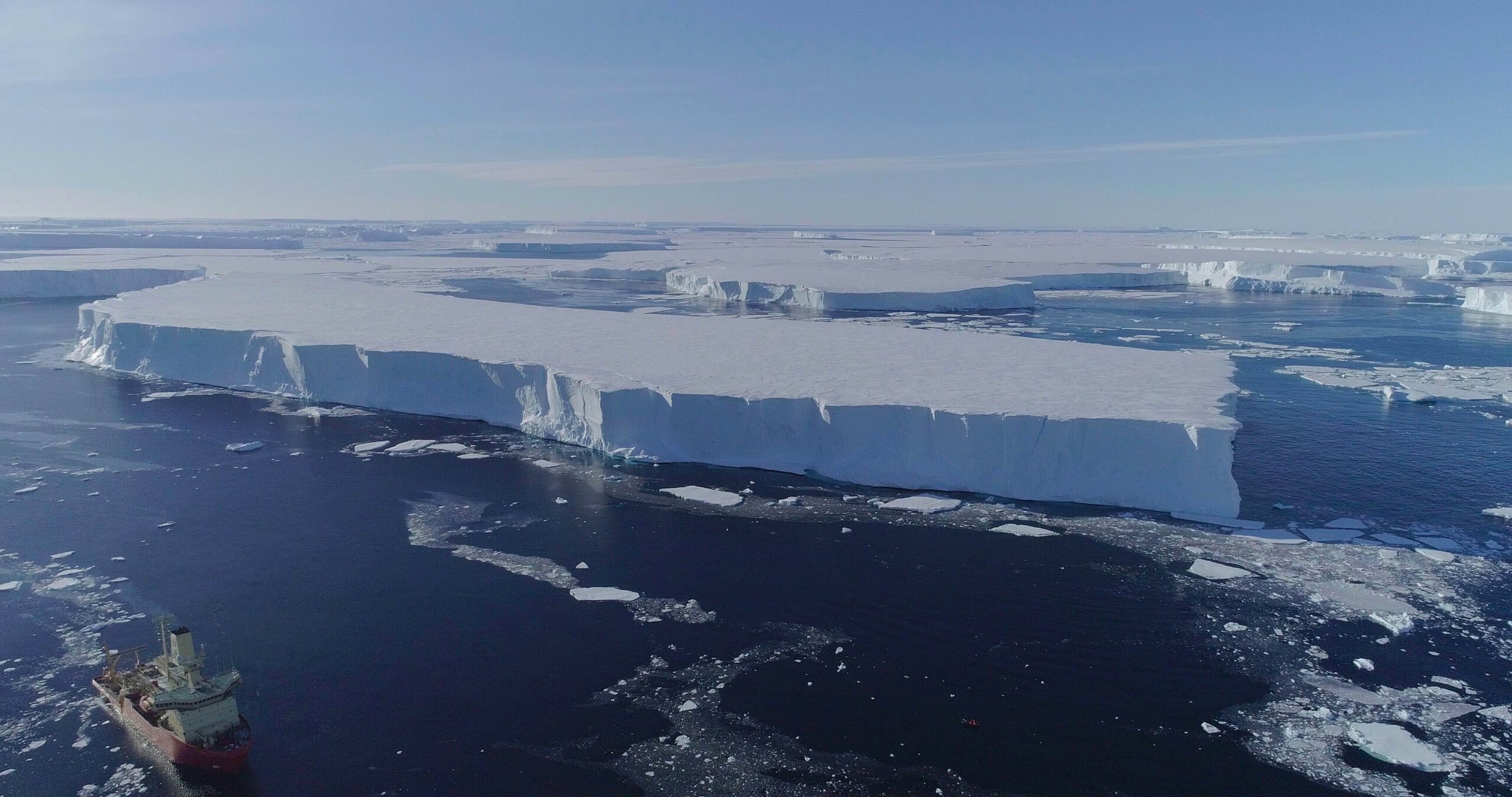 Masa de gheață antarctică a crescut pentru prima oară după ultimele decenii de scădere accelerată