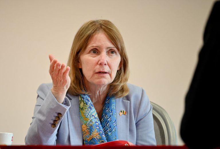 EXCLUSIV: Interviu cu Kathleen Kavalec, ambasadoarea Statelor Unite în România. “Iaşul devine un hub hi-tech în Europa”