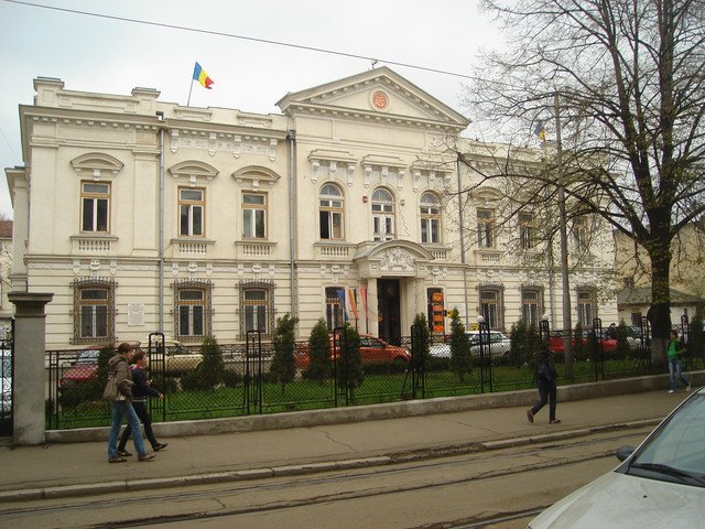  500 de concedieri la Poştă. Se dau salarii compensatorii de până la 50.000 de lei