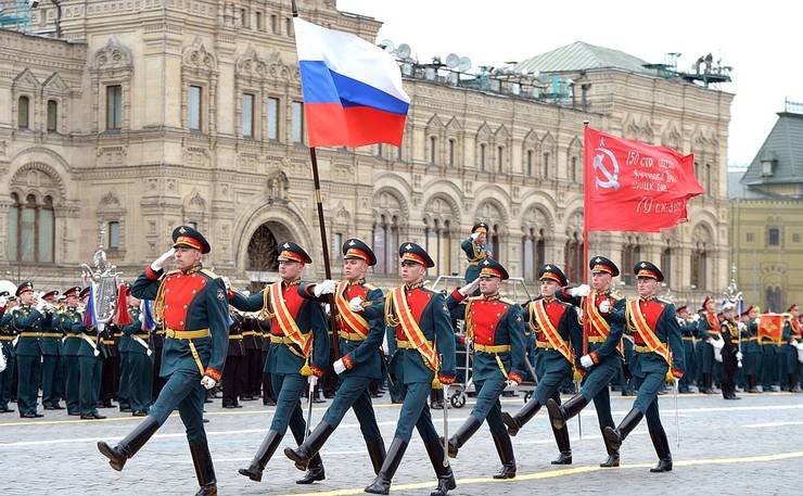 Kievul nu poate garanta „siguranţa” liderilor care vor vizita Moscova pentru parada de 9 mai, afirmă Zelenski