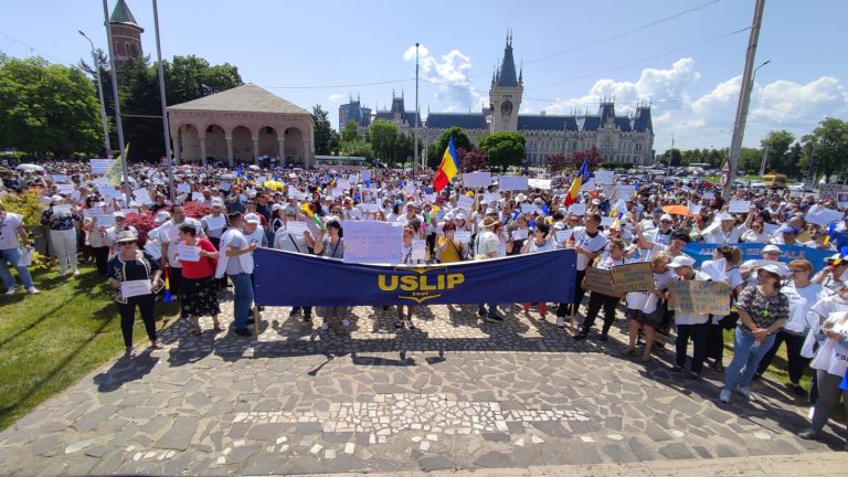 Ceață în învățământul ieșean: boicotul orelor, între intenție și realitate. Majoritatea profesorilor au predat normal