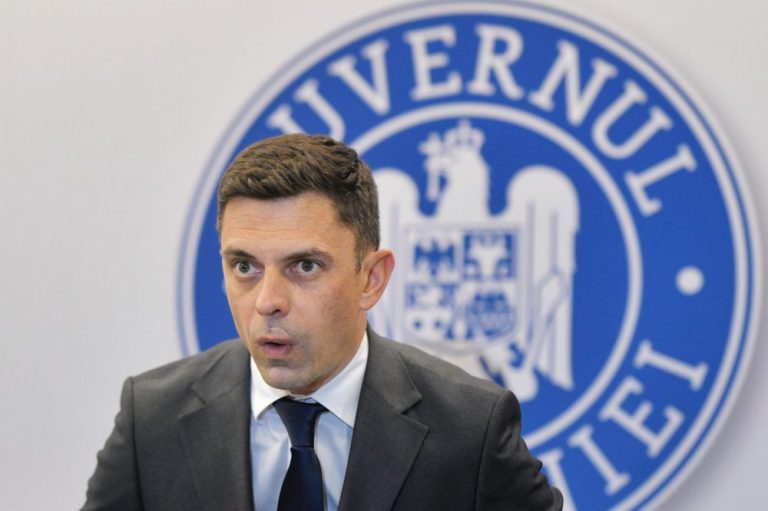 Eduard Novak, cazat la preț preferențial în hotelul sportivilor din Complexul „Arcul de Triumf”, în campania pentru un post de deputat UDMR