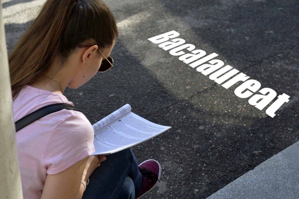  Pro şi contra – Echivalarea mediilor la competenţele de la “Bac”, în avantajul sau dezavantajul elevilor? Iată opiniile unor cunoscuţi dascăli ieşeni!