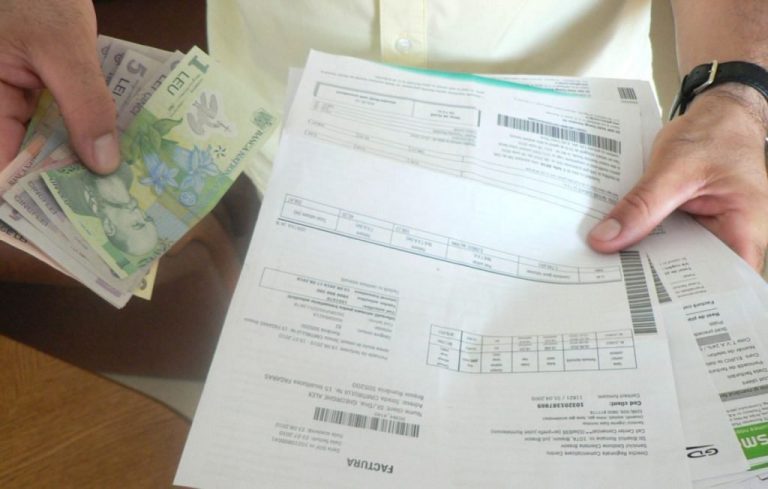 De ce mulți români au primit facturile la energie cu minus?