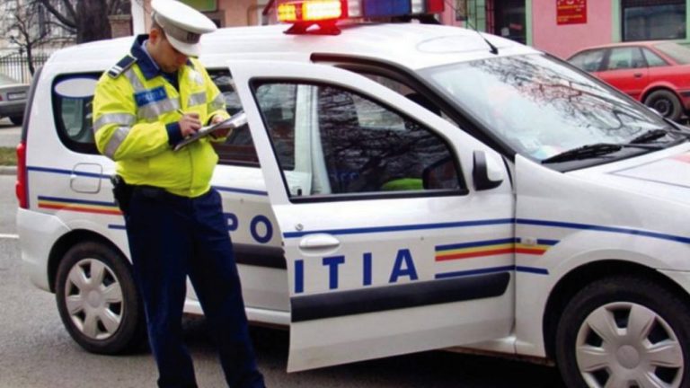 Un judecător care a depășit viteza legală și-a justificat greșeala afirmând că se credea urmărit de un fost inculpat. Cum a scăpat totuși de amendă?