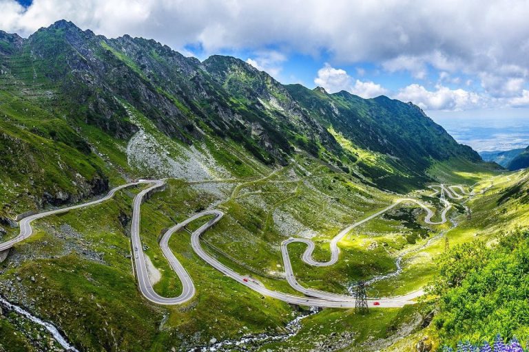 România, în top 10 cele mai bune destinații de călătorie în 2025, potrivt revistei Vogue