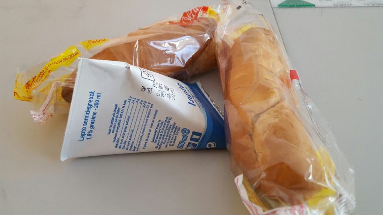CJ încearcă iar să găsească produse alimentare de un leu sau chiar mai puțin pentru elevi și preșcolari