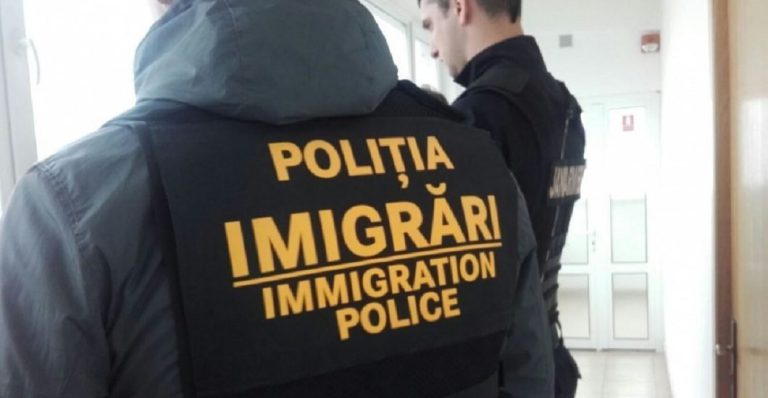 O firmă ieșeană, refuz de la Imigrări pentru a aduce femei din Pakistan pentru curățenie. Instanța a întors decizia