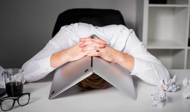  Cum jefuiește statul mediul privat. Oameni care n-au produs un cui in viața lor  „rezolvă” o problemă  structurală