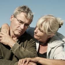  Doi tineri români au creat prima aplicaţie care te ajută să nu uiţi de cei dragi