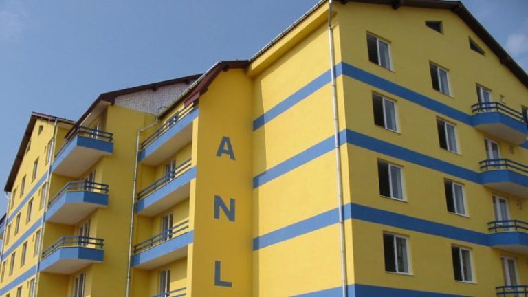 ANL renunță la construirea unor blocuri în Iași: terenul revine la Primărie