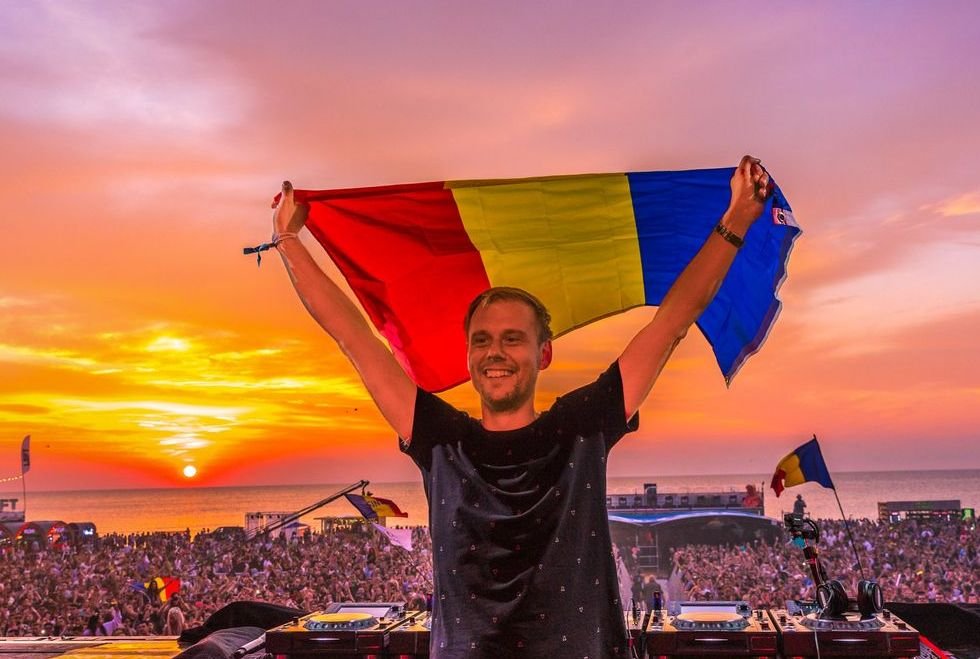  De la Burj Khalifa, la Palatul Culturii: Armin van Buuren va mixa, în premieră, la Iaşi