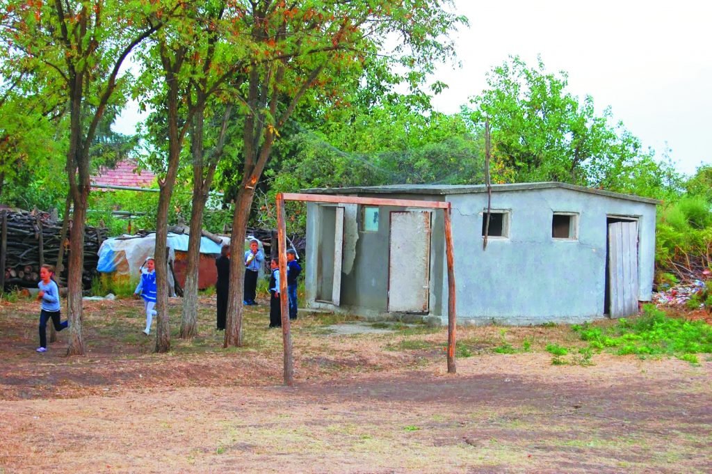  Lista şcolilor care vor primi bani de la Guvern pentru amenajarea grupurilor sanitare