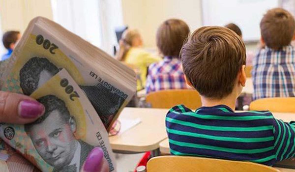  Bursele şcolare, acordate de luna aceasta după alt sistem. Urcă până la 3.000 lei/lună. Nu e obligatoriu să ai peste 9.50. Ce spun dascălii ieşeni