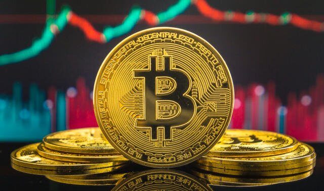 Bitcoin a urcat duminică, pentru prima dată, la peste 80.000 de dolari pe unitate