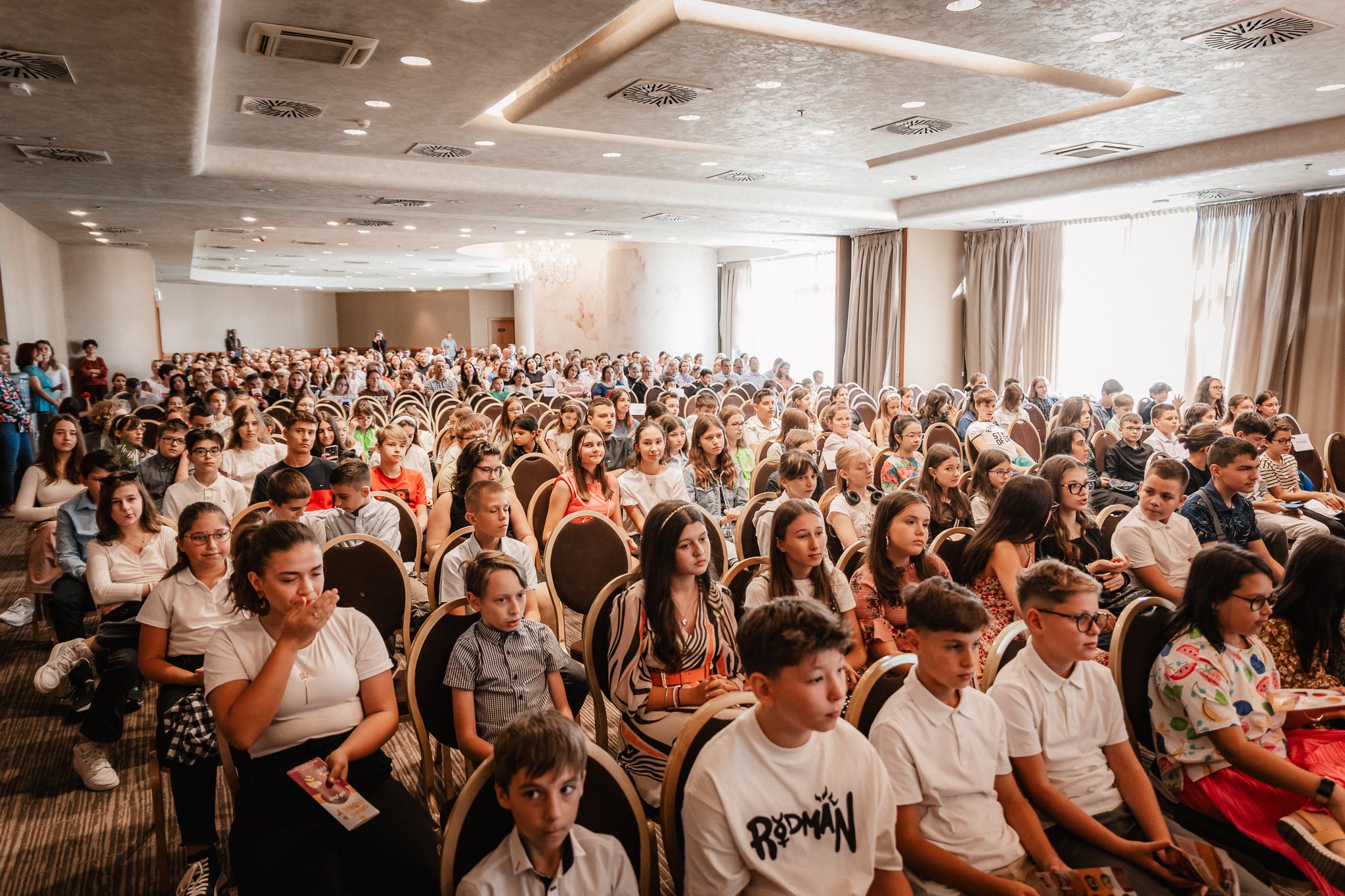  FESTIVITATEA CAMBRIDGE ENGLISH LA IAȘI ~ înmânarea certificatelor internaționale ~