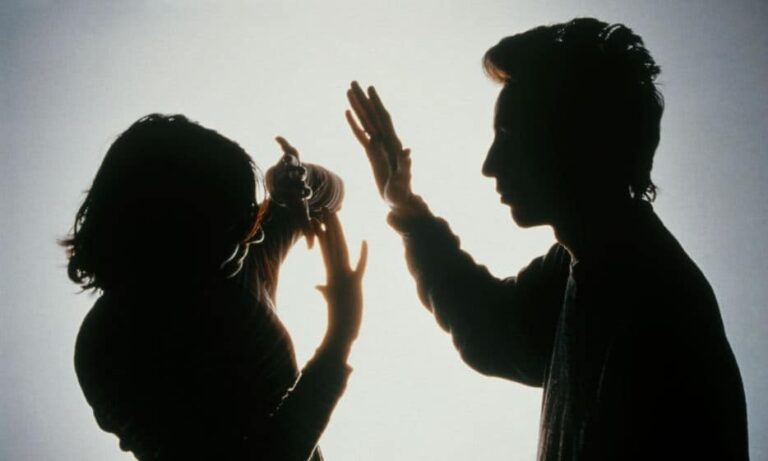 Dragoste cu năbădăi la Ciortești. Și-a răpit fosta iubită în toiul nopții și a dus-o la el acasă