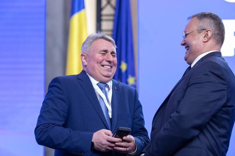 Ca la bugetarii cu ștaif - Lucian Bode a primit cadouri în valoare de peste 23.000 de euro la ziua de naștere