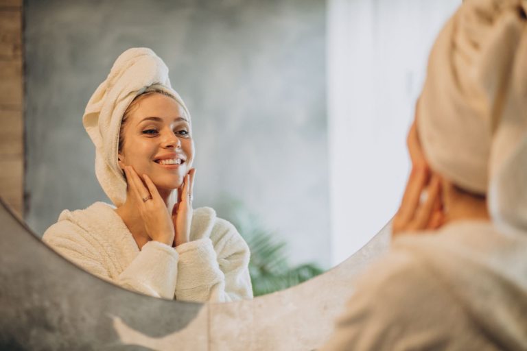Îți dorești o piele mai sănătoasă? Iată TOP 5 lucruri pe care le poți face! (P)