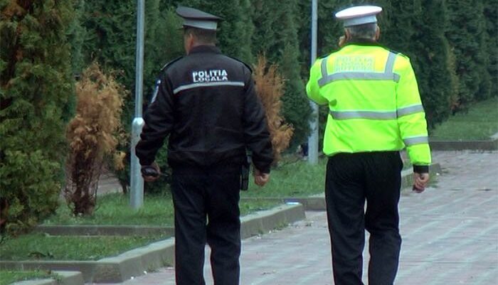 Scene ca în Rusia lui Putin, la Tomești: doi soți s-au trezit cu polițiștii locali peste ei în casă, care i-au luat la bătaie la ora 1 noaptea. Oamenii legii, condamnați