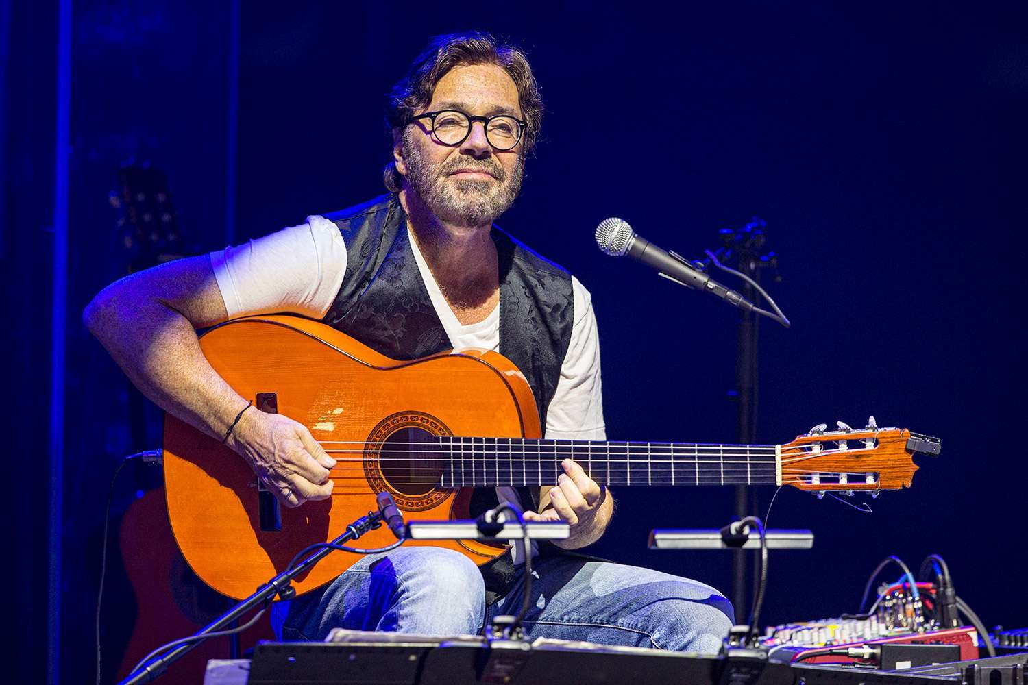  Al Di Meola, mesaj dintr-un spital din România: “Primesc cele mai bune îngrijiri posibile”